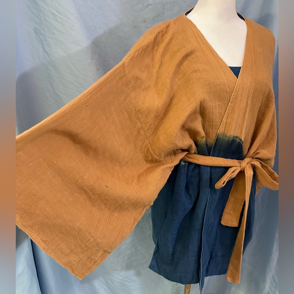INDAH Bohemian Blue & Tan Cotton Kimono Coverup Cut-Out Floral Detail Top Sz S/M - Picture 4 of 9